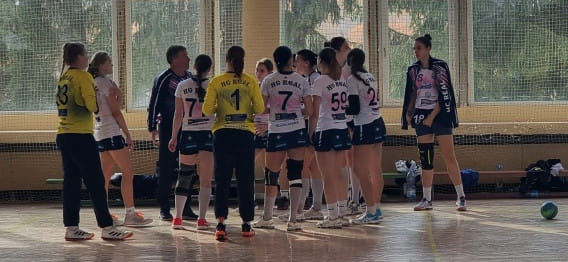 Украина. "Днепрянка" не оставила шансов ТНУ-21, "Реал" обыграл "Карпаты"