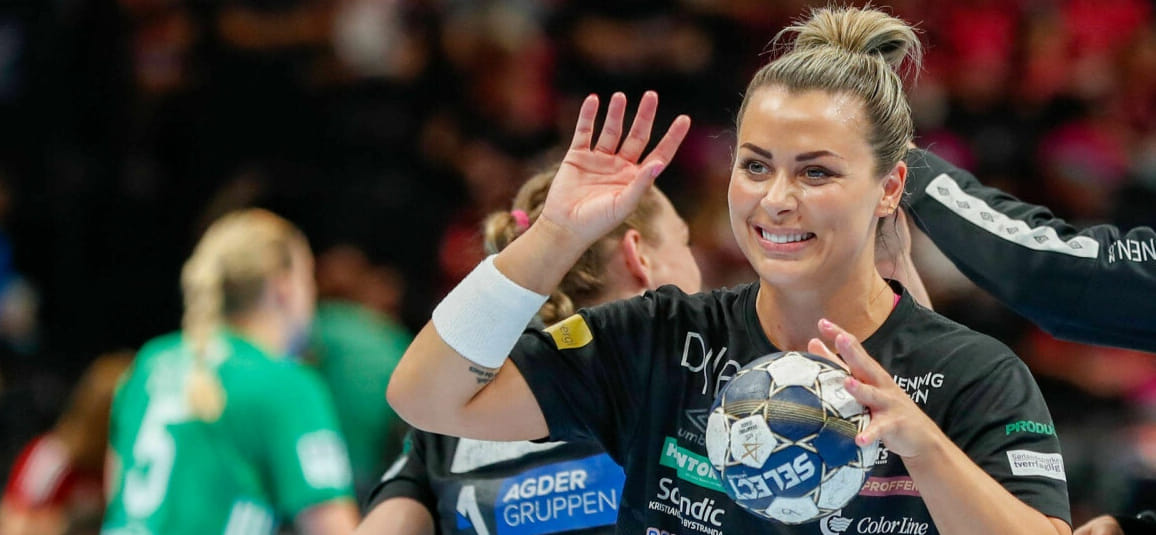 Дания. Нура Мёрк: "Я выбрала "Эсбьерг", потому что здесь много игроков сборной Норвегии, а золото Олимпиады — моя главная цель"