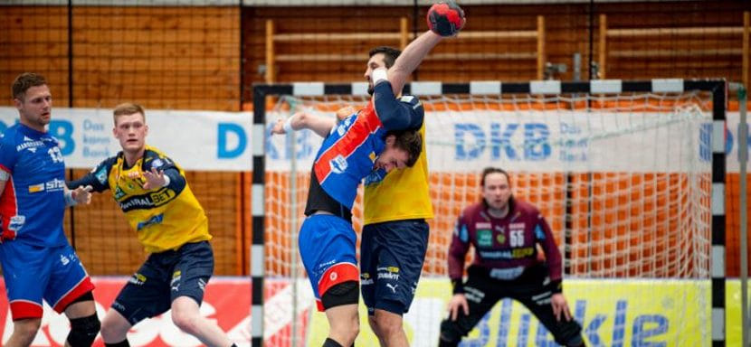 Бундеслига. Сербский оборонительный специалист Илия Абутович покинет "Райн Левен" по окончании сезона. Два игрока продлили контракты