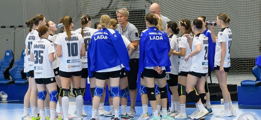 Второй состав "Лады" разгромил ижевский "Университет" на старте второго игрового дня чемпионата городского округа Тольятти