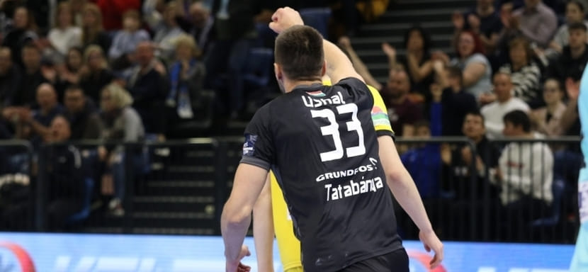 Венгрия. Белорусский линейный Алексей Ушал покидает "Татабанью", в которой провёл один сезон