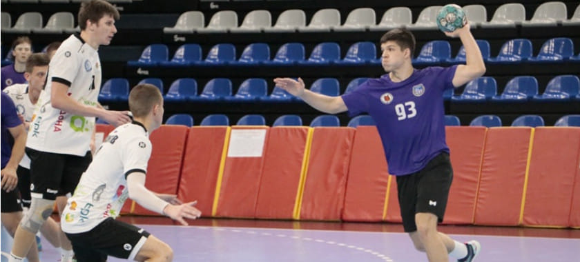 Молодёжное первенство. Особый взгляд Виталия Швечкова: "Предлагаю для дублёров туровую систему"