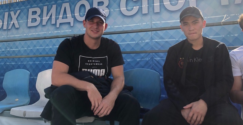 Пляжный гандбол. Матчи Евротура в Москве посетили игроки "Чеховских Медведей"