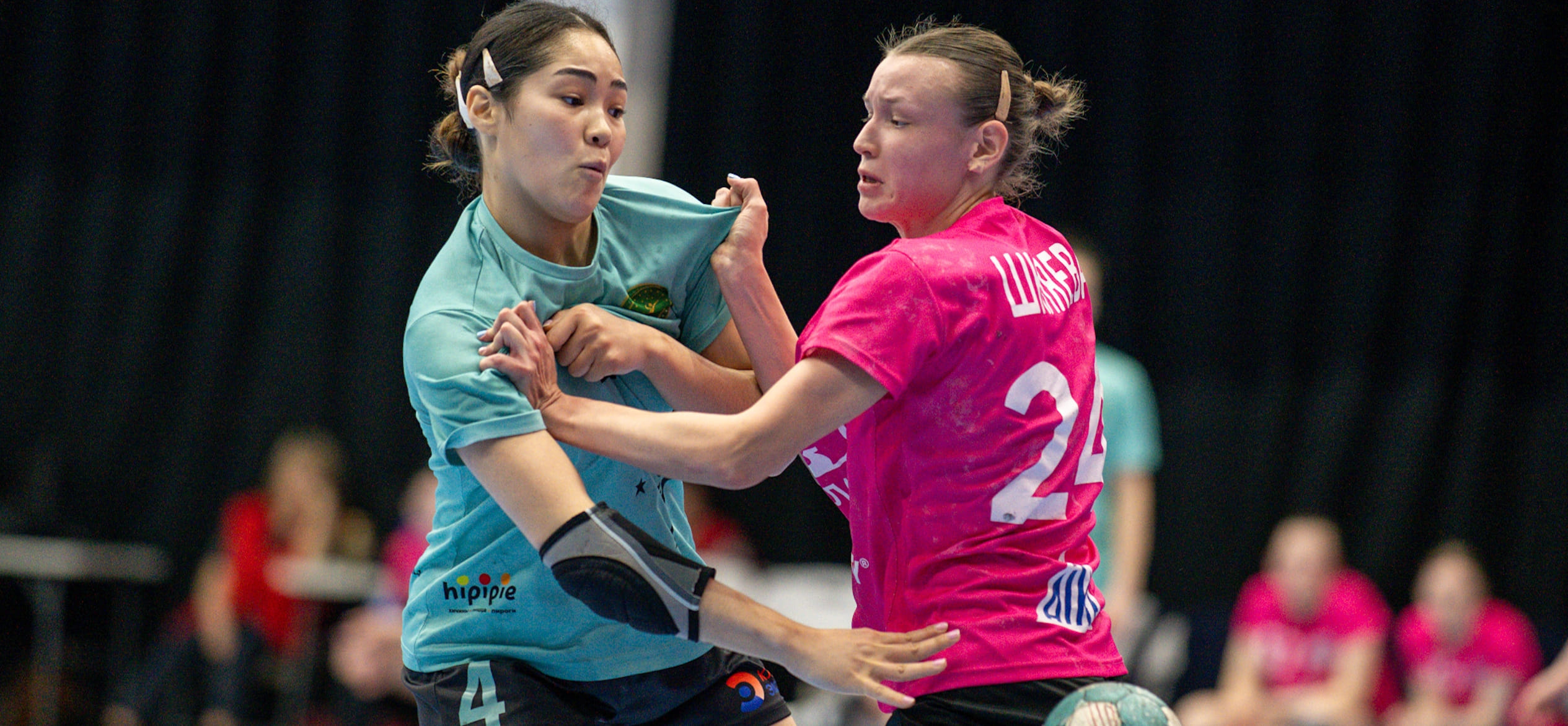 Майкопский АГУ-"Адыиф" сломил сопротивление ижевского "Университета" в матче турнира за 9-12-е места женской Суперлиги