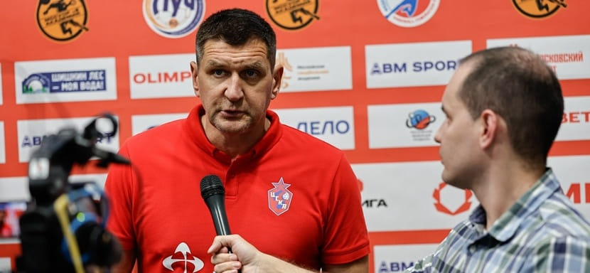 Олег Ходьков: "О Данииле Шишкарёве не переживайте — небольшой дискомфорт в ахилле. Скоро вернётся на площадку"