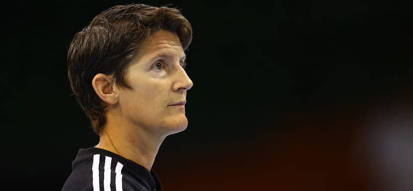 Лига чемпионов. 43-летняя тренер "Дьёра" Рафаэль Тервель включена в заявку команды. Она может выйти на площадку в матче с "Рапидом"