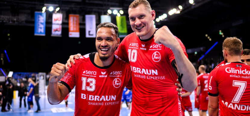 Лидер бундеслиги "Мельзунген" минимально одолел "Лейпциг", "Гамбург" Валиуллина и "Ганновер" Кулеша сыграли вничью