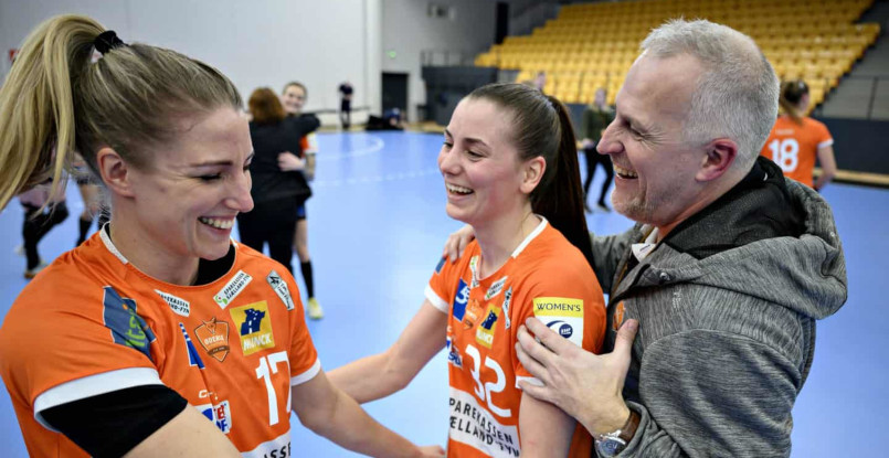 Delo Лига чемпионов. Ларс Петер Хермансен: "По неофициальной информации, "Оденсе" получил "уайлд кард". Подтверждения пока нет"