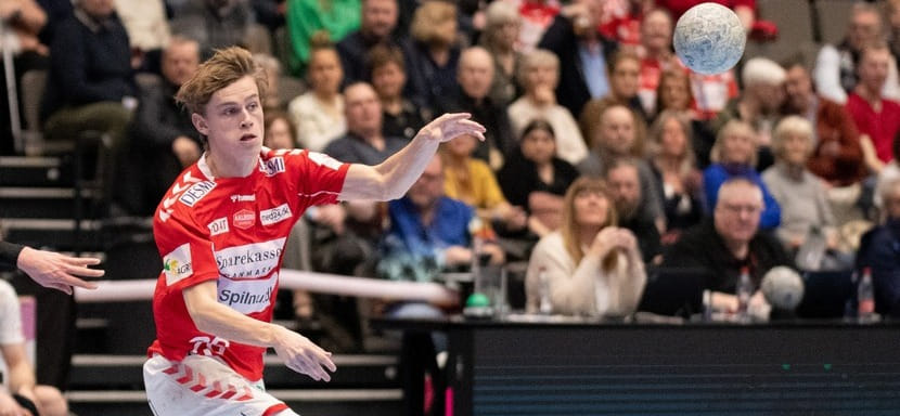 Дания. 20-летний правый полусредний "Ольборга" Кристиан Термансен отдан в аренду "Скиве" (Д2)