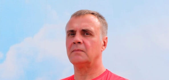 Суперлига. Дмитрий Карлов о поражении от "Пермских Медведей": "Во втором тайме наши лидеры подсели, а равноценных замен у нас нет"