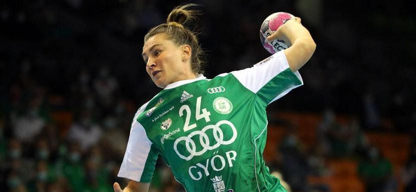 Норвежская полусредняя Аманда Куртович, временно покинувшая венгерский "Дьер", стала партнершей россиянок по турецкому "Кастамону"