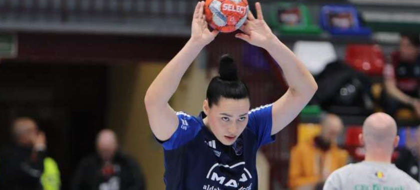 Белорусская левая полусредняя Мария Коновал, которая сменила "Дунэрю" на "Рапид", получила дебютный вызов в сборную Румынии