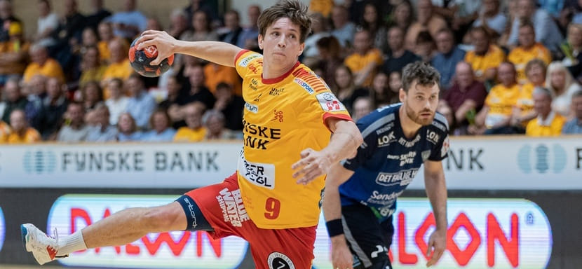 Шведский левый крайний "Гудме" Йерри Толльбринг установил новый бомбардирский рекорд для чемпионата Дании