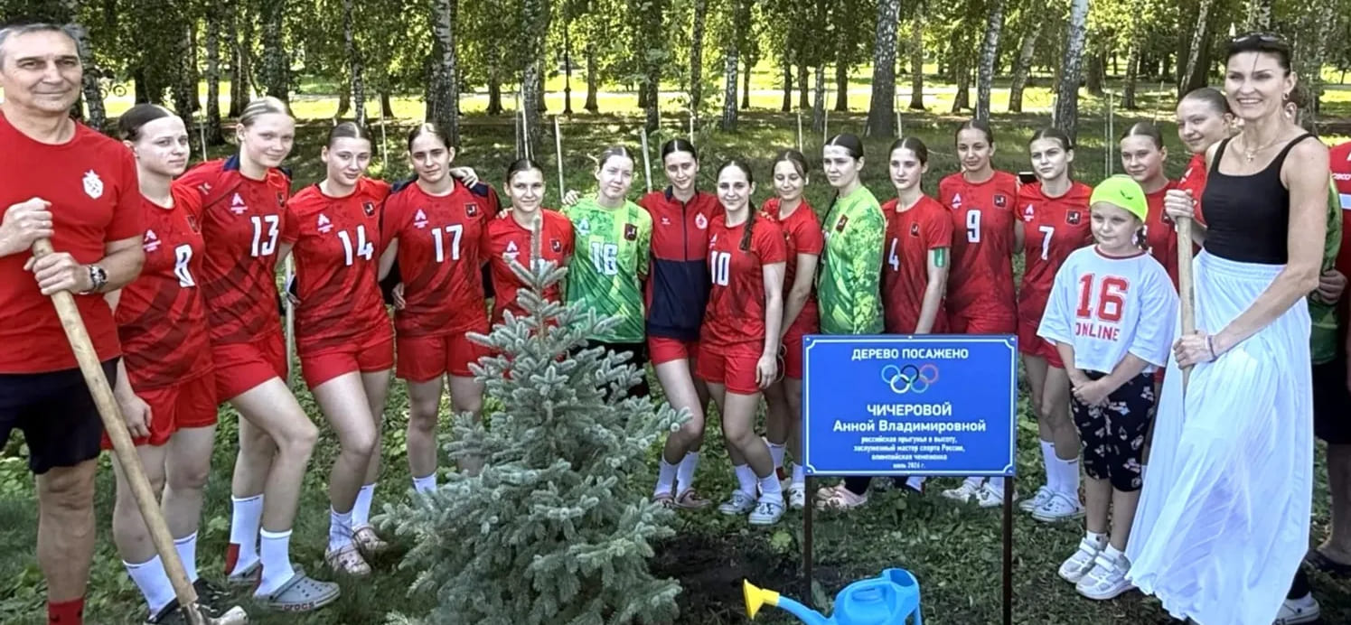 Олимпийская чемпионка по прыжкам в высоту Анна Чичерова о дочери-гандболистке: "Когда болею за дочь, сердце замирает, трудно сдерживать эмоции"