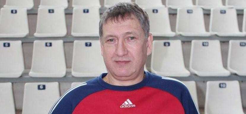 Он учился у Зайцева, Шияна, Максимова и Полонского, играл в Польше и Израиле, а сейчас тренирует на Урале