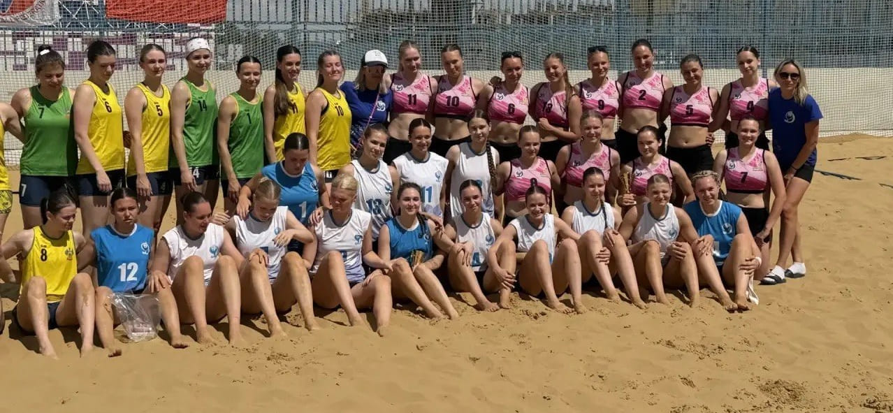 "Динамо-Синара-1" стало победителем волгоградского этапа чемпионата России по пляжному гандболу среди женских команд