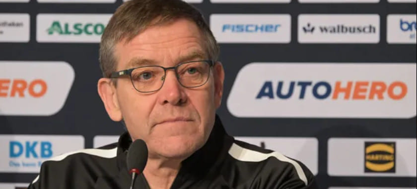 Германия. Альфред Гисласон о ситуации с Пекелером: "В последние дни я анализировал много игр, поэтому забыл о прощании Хендрика со сборной"