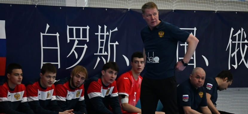 Сергей Клёнов: "Если кто-то из Суперлиги захочет сыграть со сборной U-18 товарищеский матч в Сочи, то с удовольствием откликнемся"