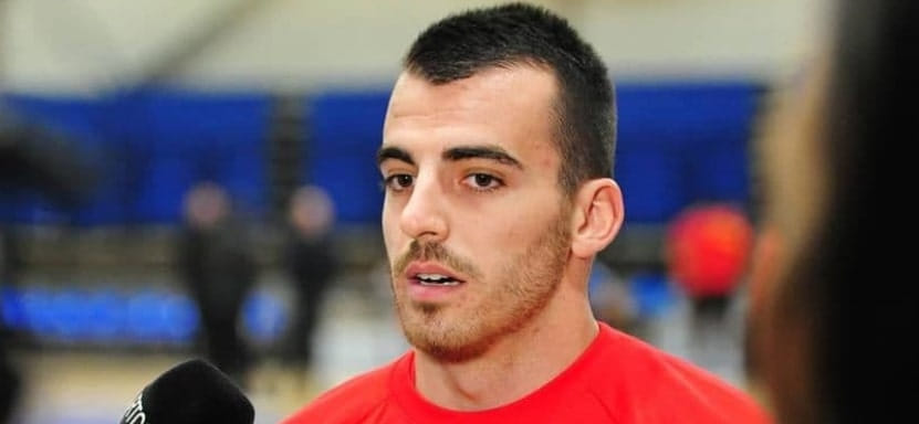 Германия. Черногорский левый крайний "Берлина" Милош Вуйович сломал ребро в автомобильной аварии