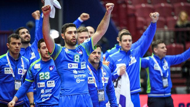 ЧЕ-2022. Матч команд Турции и Словении перенесен из-за случаев Covid у гостей. В рамках “недели сборных" в группе 5 сыгран всего один поединок