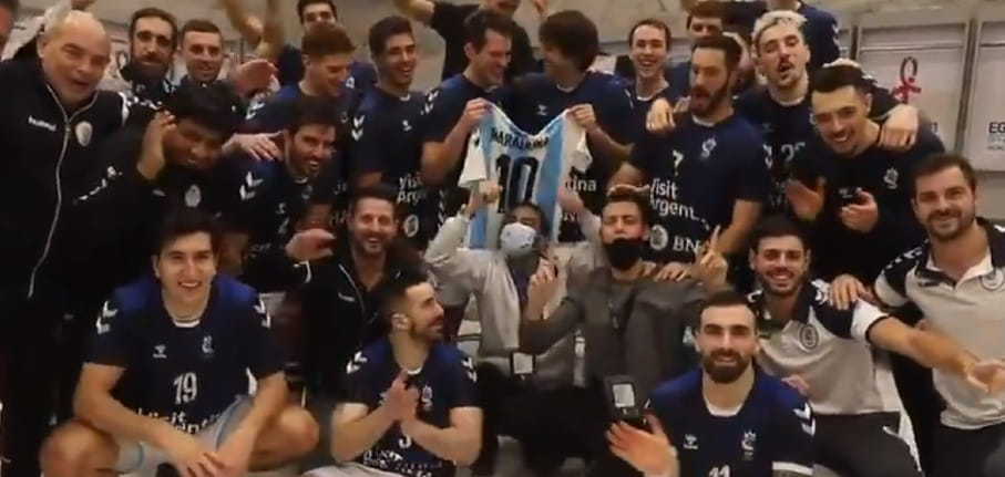 ЧМ-2021. После выхода в основной раунд турнира аргентинцы почтили память Диего Марадоны, который умер в ноябре прошлого года