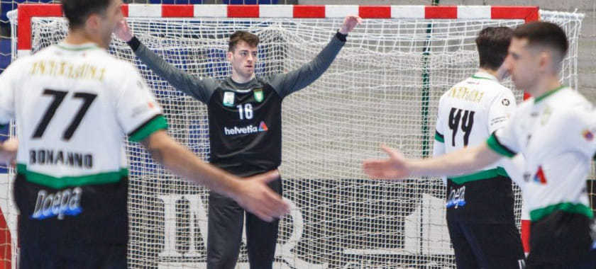 Испания. "Логроньо" без Александра Маркелова обыграл "Пуэнте-Хениль", "Анайтасуна" и "Уэска" победителя не выявили