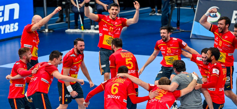 ЧЕ-2022. Карма? Фавориты низвержены: "отдохнувшие" Хансен и Гидсель проиграли Пересу де Варгасу