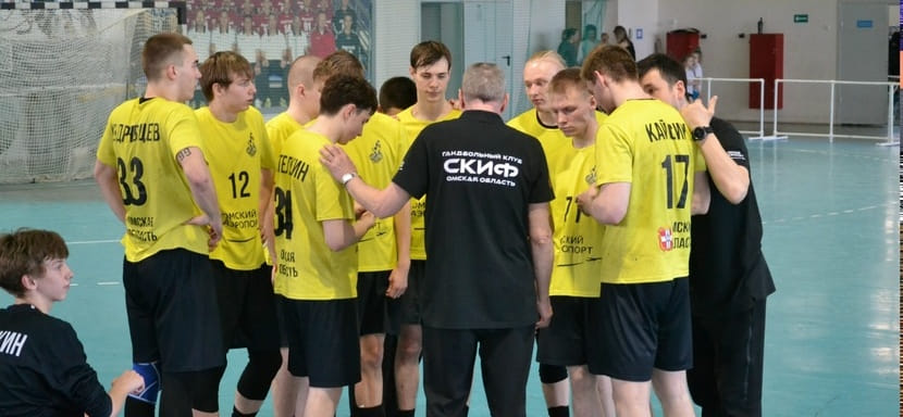 Николай Мельников: "В начале сезона в составе дубля "Скифа" было всего 10 человек. По ходу чемпионата стали добавлять 16-летних ребят"