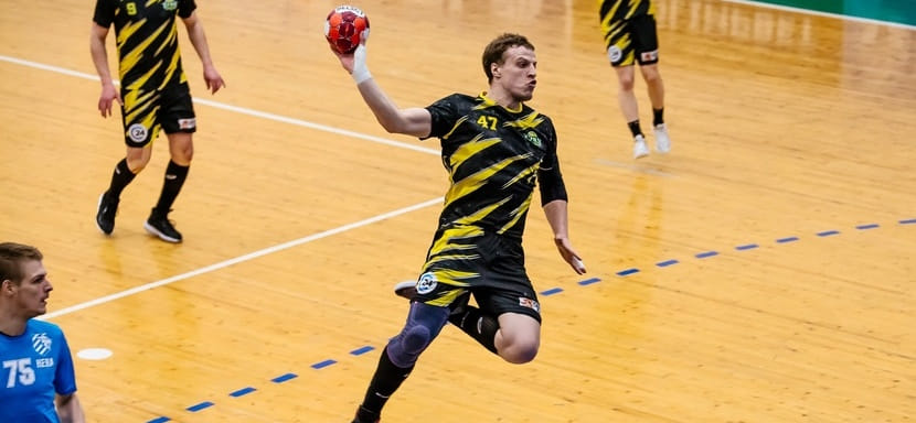 Olimpbet Суперлига. 28-летний капитан СГАУ-"Саратова" Андрей Трофимец подписал новый контракт с "аграриями"