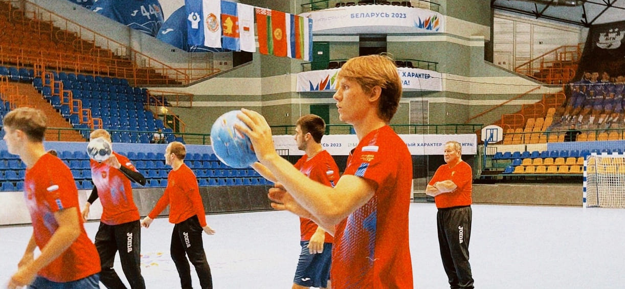 II Игры стран СНГ. Молодёжная сборная России провела тренировку в Бресте, где уже в воскресенье стартует матчем с хозяевами (ФОТО)