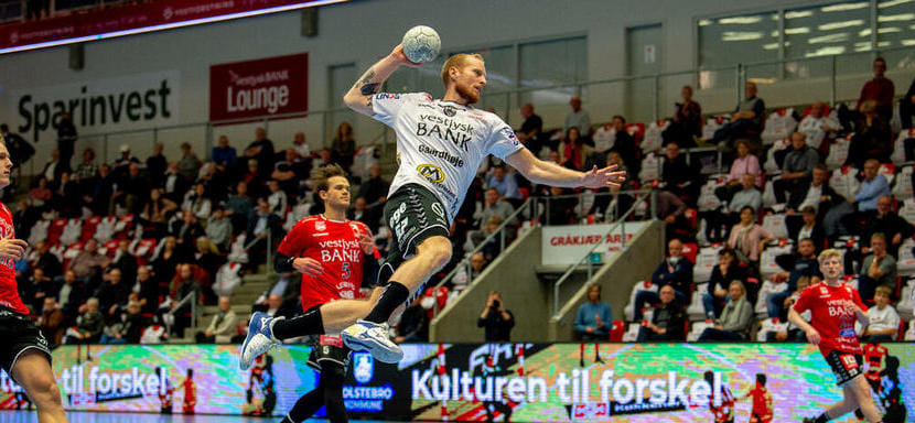 Дания. 29-летний линейный Йеспер Мунк продлил контракт с "Хольстебро"