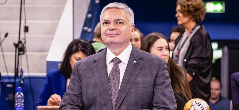 Сергей Шишкарёв: "Уверен, что российский гандбол не ограничится золотом Рио и серебром Токио. Впереди у нашей сборной будут новые победы"