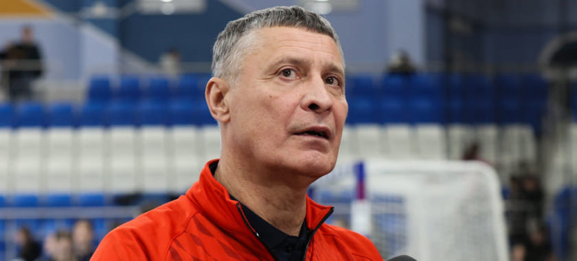 Валерий Певницкий: "В глубине души всегда удивляюсь тому, зачем девушки так настойчиво стремятся заниматься спортом"