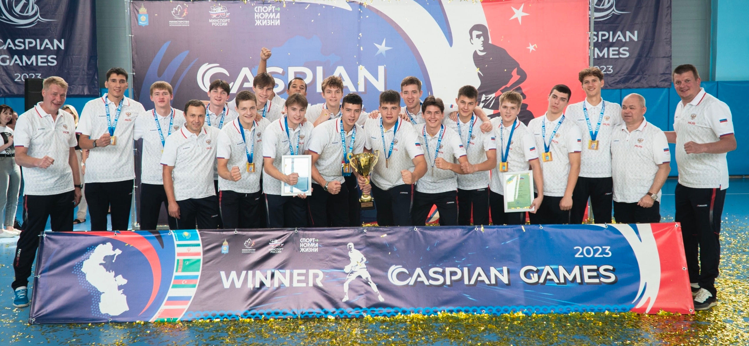 Игры Каспия. Сергей Клёнов: "Два матча за приставкой провёл Утка, один — Тюменцев…"