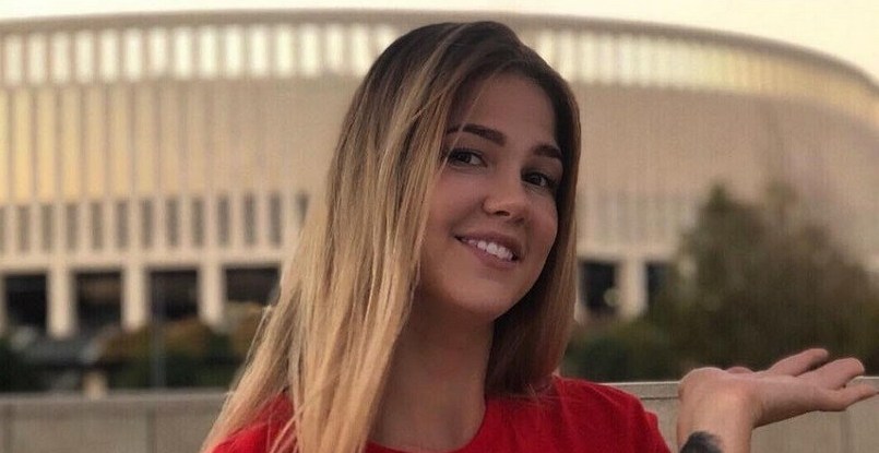 Суперлига. Елена Портягина: "Во время матчей испытываю радость, когда вижу сестру, хотя она меня даже иногда бьет"