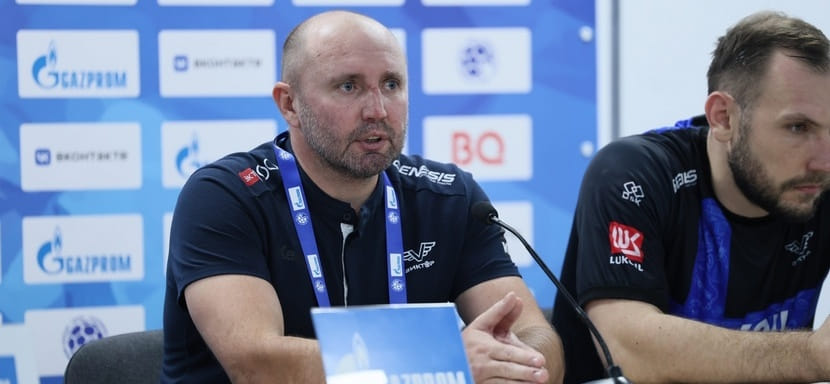 Владимир Полетаев: "Во встрече с "Зенитом" надо вернуть боевой дух после поражения от "Динамо", показать хорошую игру и порадовать болельщиков"