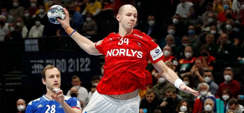 Замена в сборной Дании: линейного "Ольборга" Симона Хальда в ближайшем матче подменит Лукас Йоргенсен из "Фленсбурга"