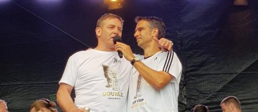 Альфред Гисласон тщетно пытается зарегистрироваться на бирже труда