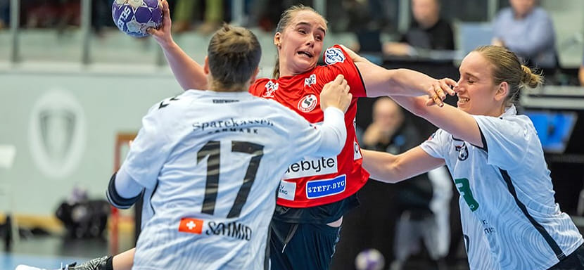 "Эсбьерг" в гостях одолел "Копенгаген", "Виборг" дома обыграл "Хорсенс" в матчах 6-го тура женского чемпионата Дании