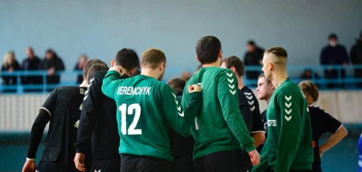 Украина. "Донбасс" обыграл "Портовик" и сравнялся с "Мотором" по количеству набранных очков