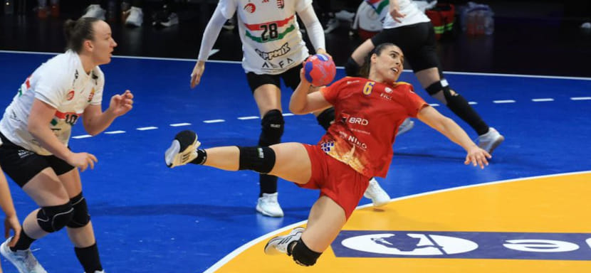 Сборная Венгрии взяла верх над командой Румынии, бразильянки одержали уверенную победу над кореянками на основном этапе чемпионата мира