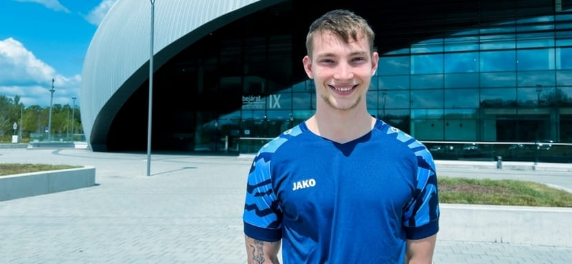 Венгрия. Левый крайний клуба НЕКА Бенце Краковски в новом сезоне будет защищать цвета "Татабаньи"