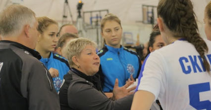 Суперлига. Любовь Сидоричева: "Начинают возвращаться в строй травмированные гандболистки. Сейчас отдельно занимается только Синицына"