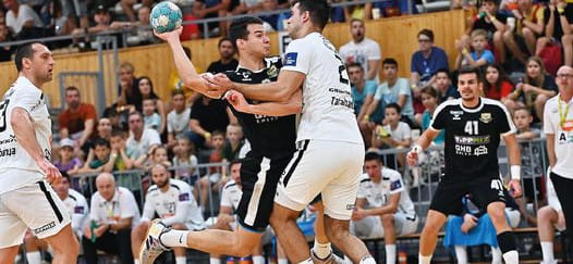 Венгрия. В мужском чемпионате "Татабанья" с перевесом в один мяч одолела "Эгер" и поднялась на четвёртое место