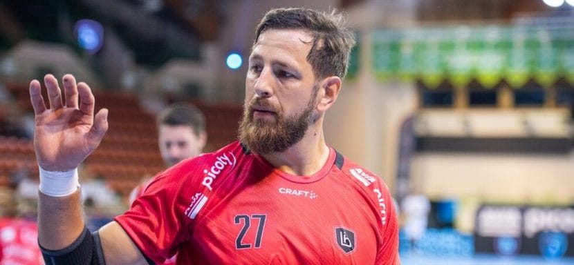 Франция. Капитан "Лиможа" 35-летний латвиец Ингарс Дуде провёл последний сезон в "Лиможе"