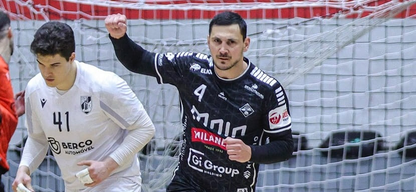 Португальский правый крайний Педру Портела присоединился к "Селеста" на правах "медицинского джокера"