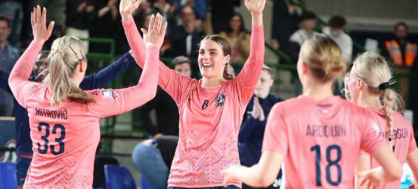 Франция. "Флёри" уступил "Нанту" и потерпел 12-е поражение подряд, "Дижон" обыграл "План-де-Кюк"