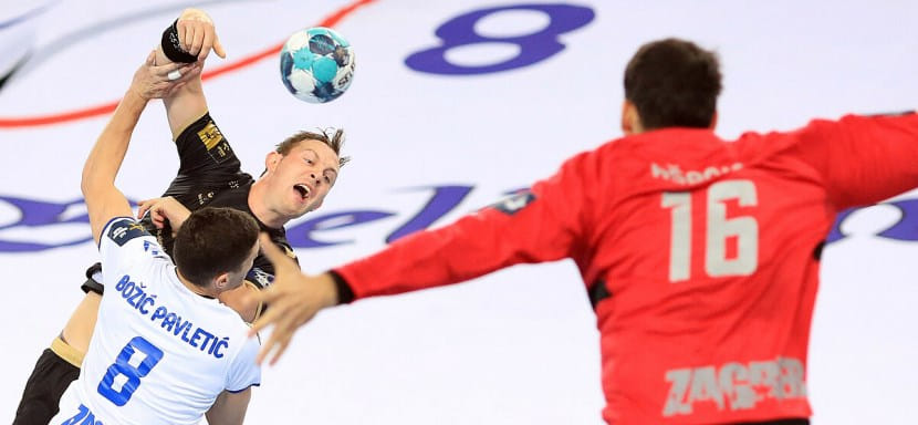 Лига чемпионов. "Киль" представил Сагосена и… австралийца. "Барса" заглушила "Мотор"