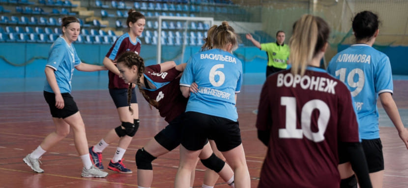 Играй, страна! Женская первая лига. Их остается только восемь. Знакомьтесь: финальный раунд!