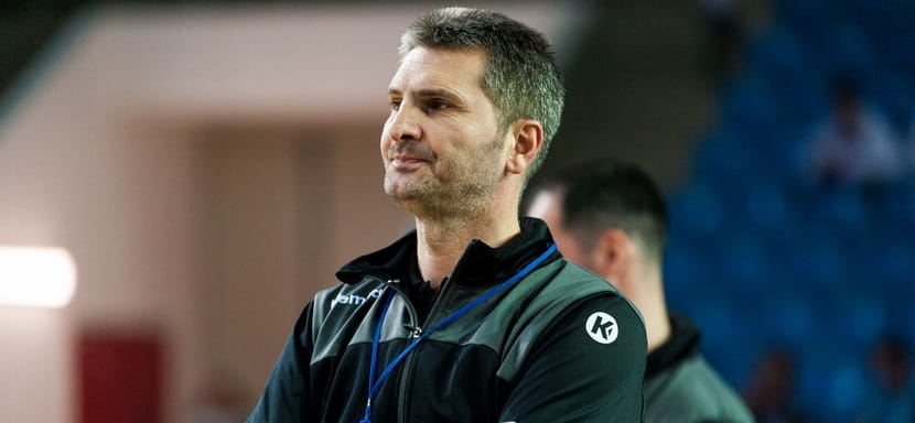 Суперлига. Влатко Джонович: "Я очень надеюсь, что в ближайшем будущем "Астраханочка" станет прибавлять"